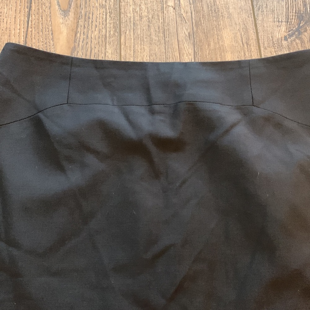 Ann Taylor Lined Pencil Skirt Black Size 8 - Picture 2 of 7